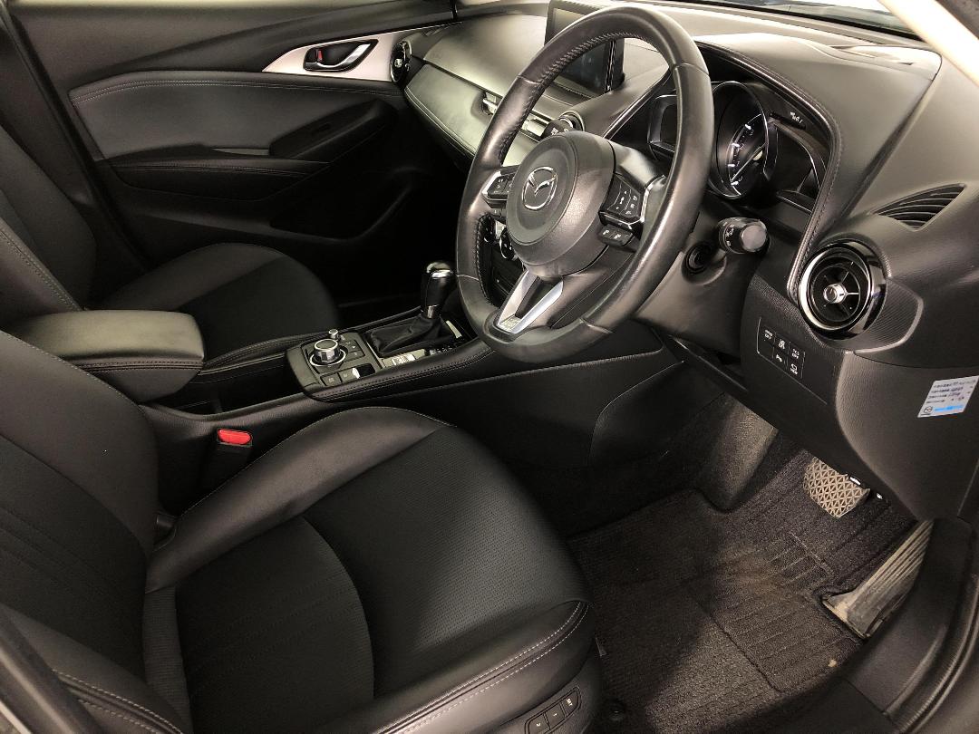 Photo '16' of Mazda CX-3