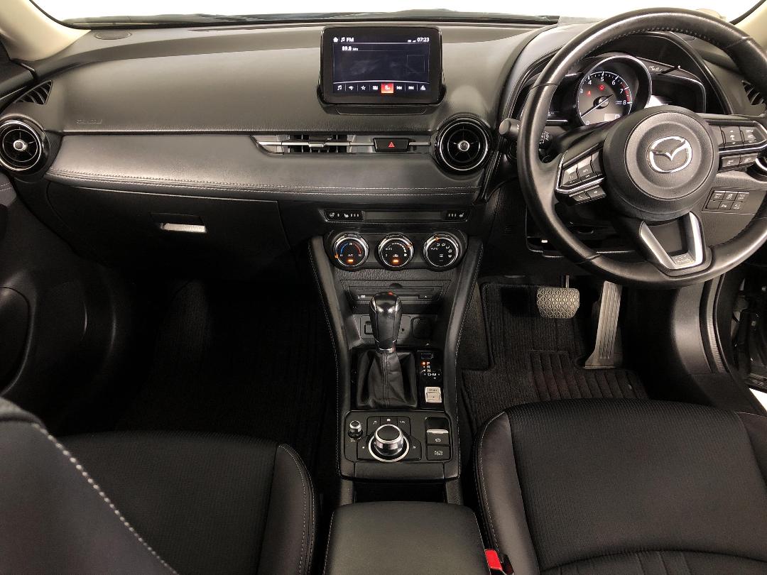 Photo '17' of Mazda CX-3