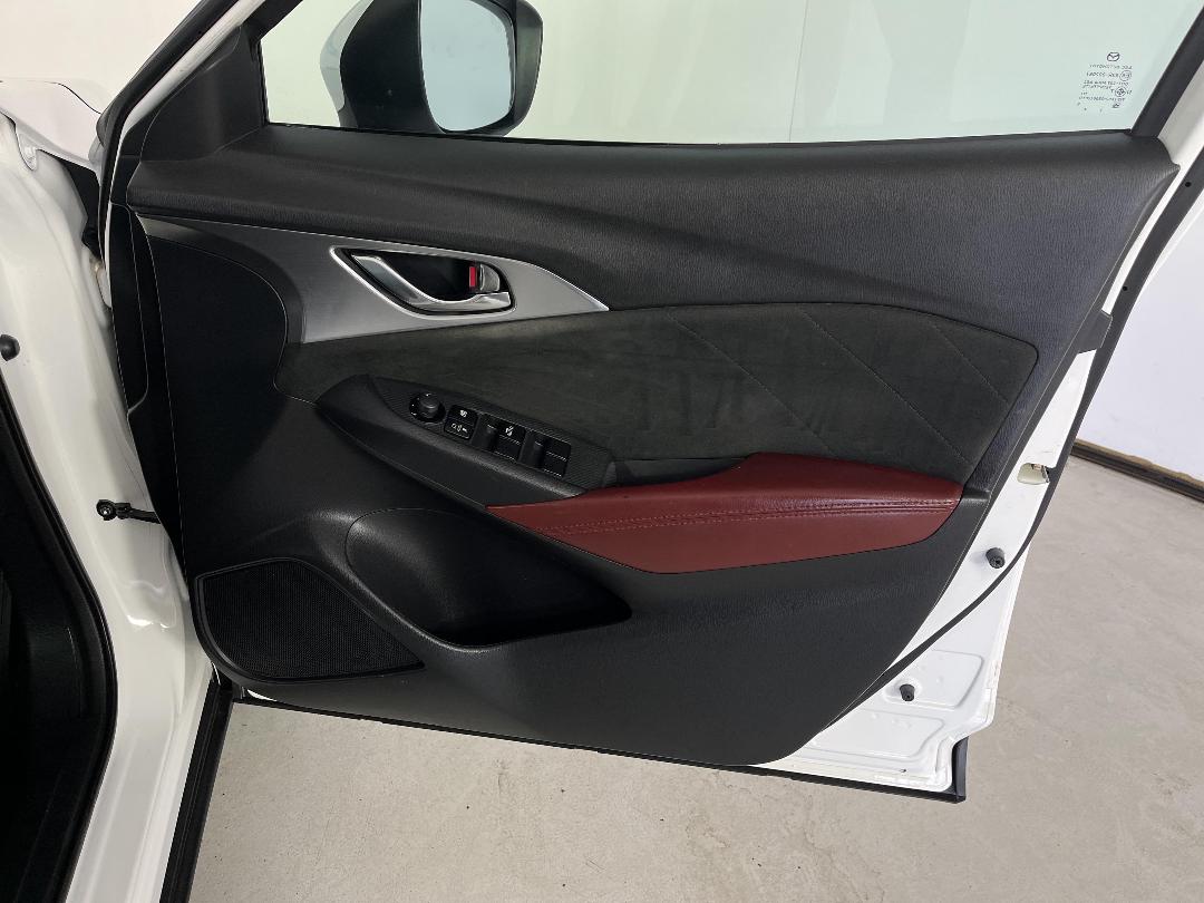 Photo '15' of Mazda CX-3