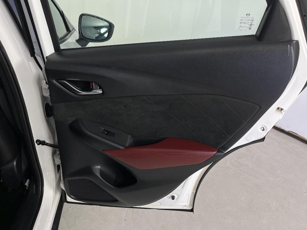 Photo '19' of Mazda CX-3