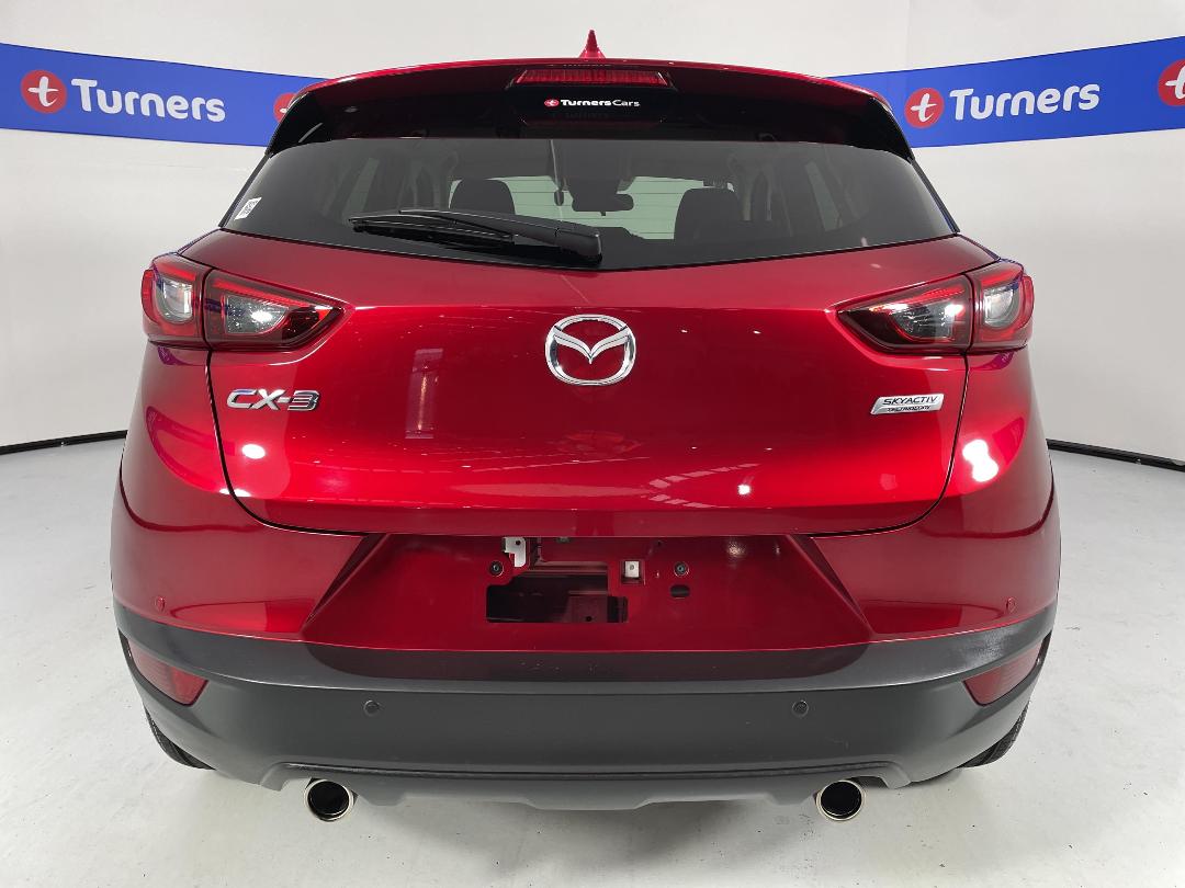 Photo '6' of Mazda CX-3