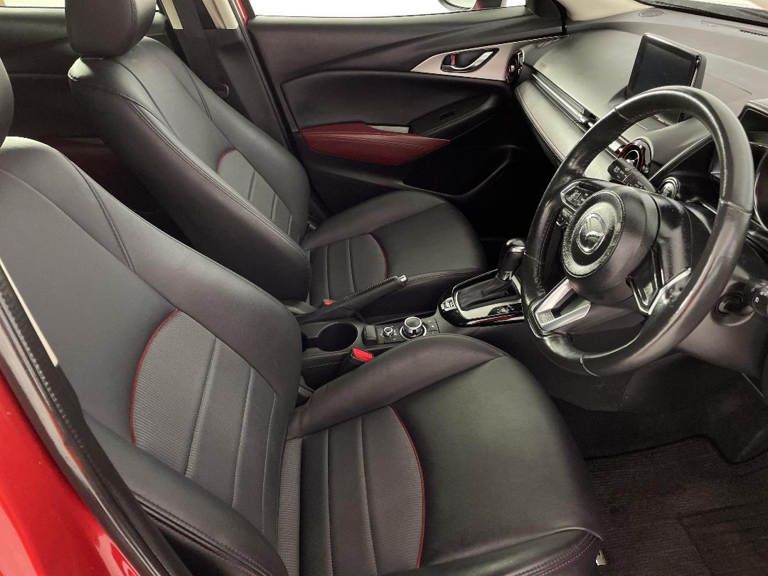 Photo '16' of Mazda CX-3