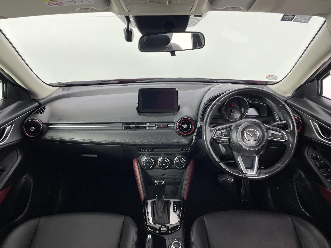 Photo '17' of Mazda CX-3