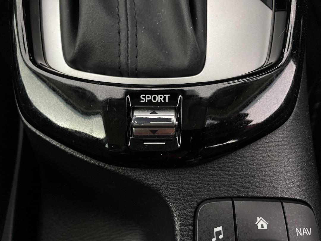 Photo '24' of Mazda CX-3