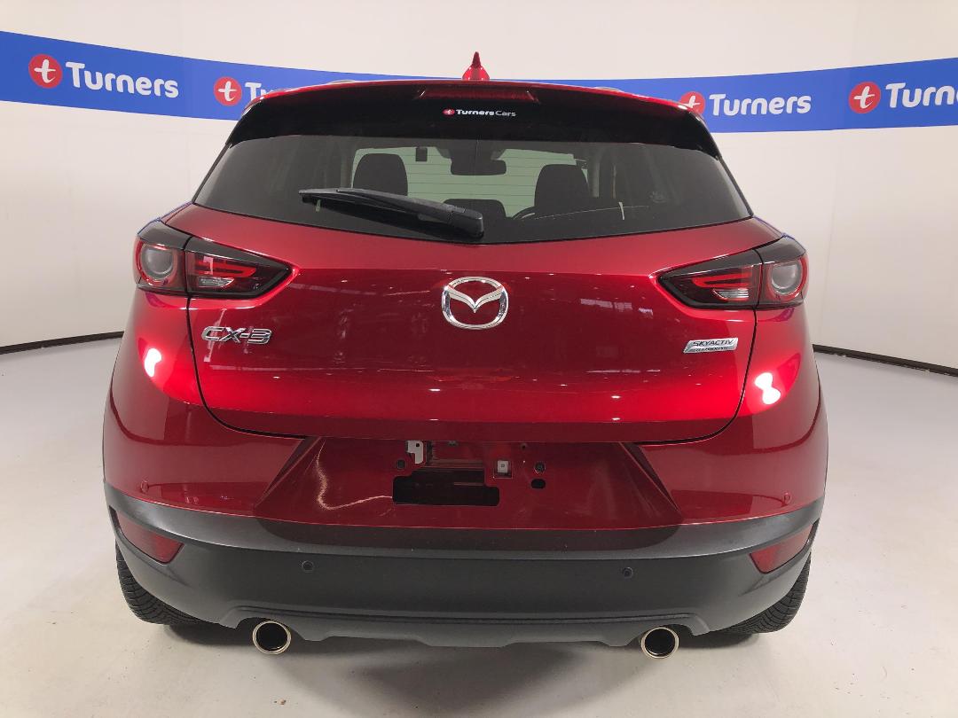 Photo '6' of Mazda CX-3