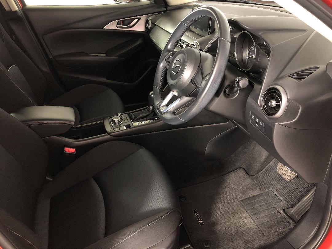 Photo '16' of Mazda CX-3