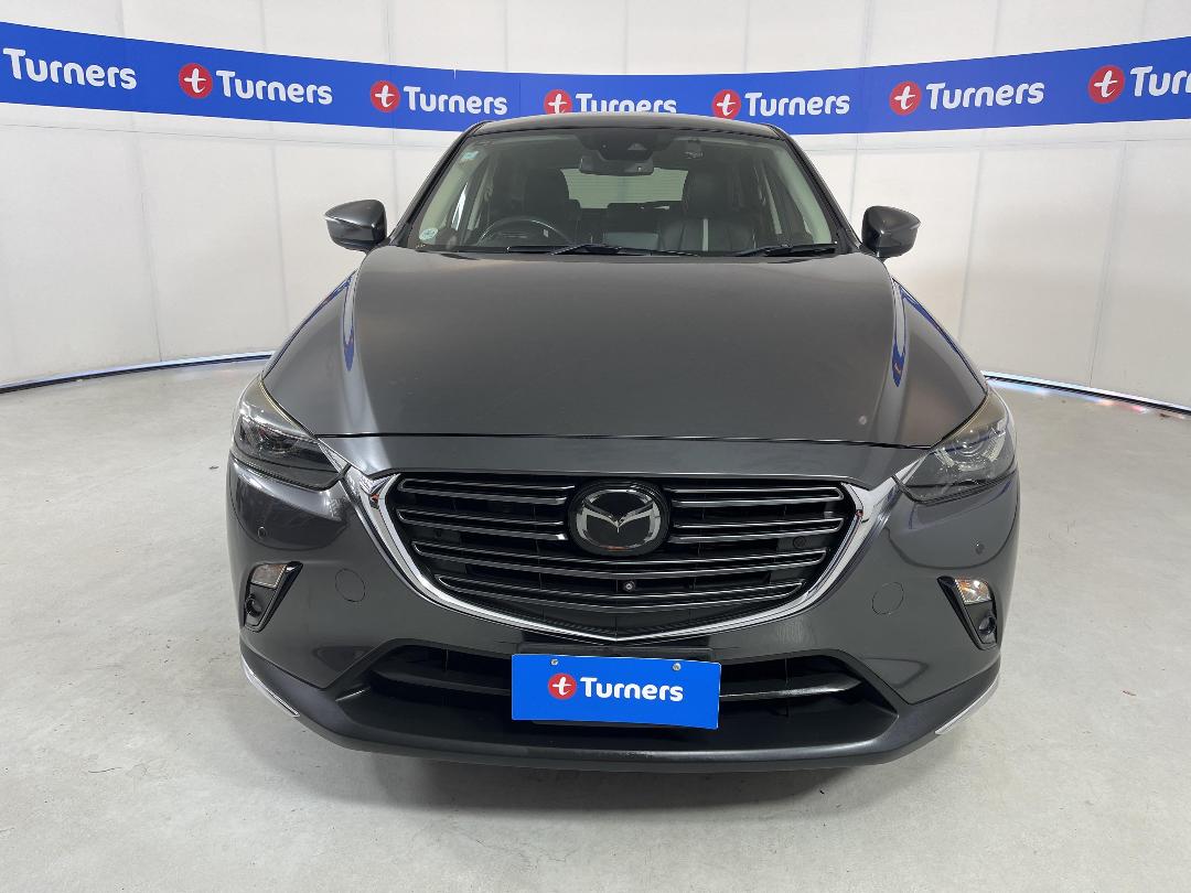 Photo '2' of Mazda CX-3