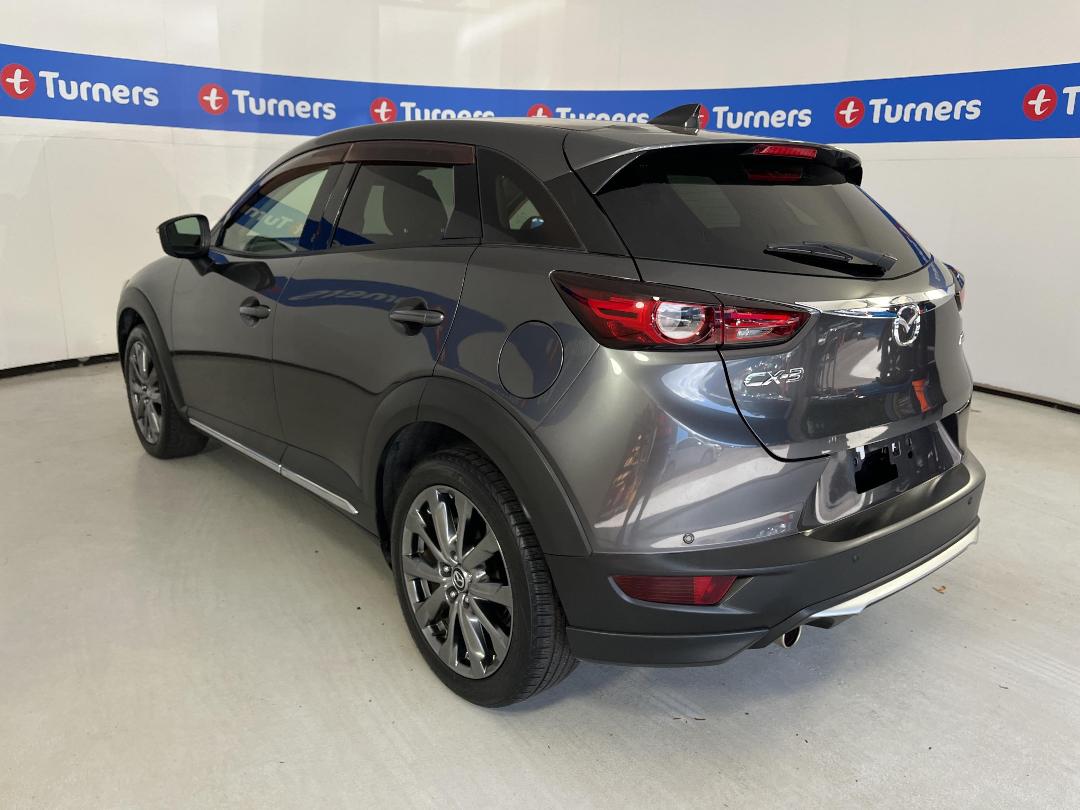 Photo '5' of Mazda CX-3