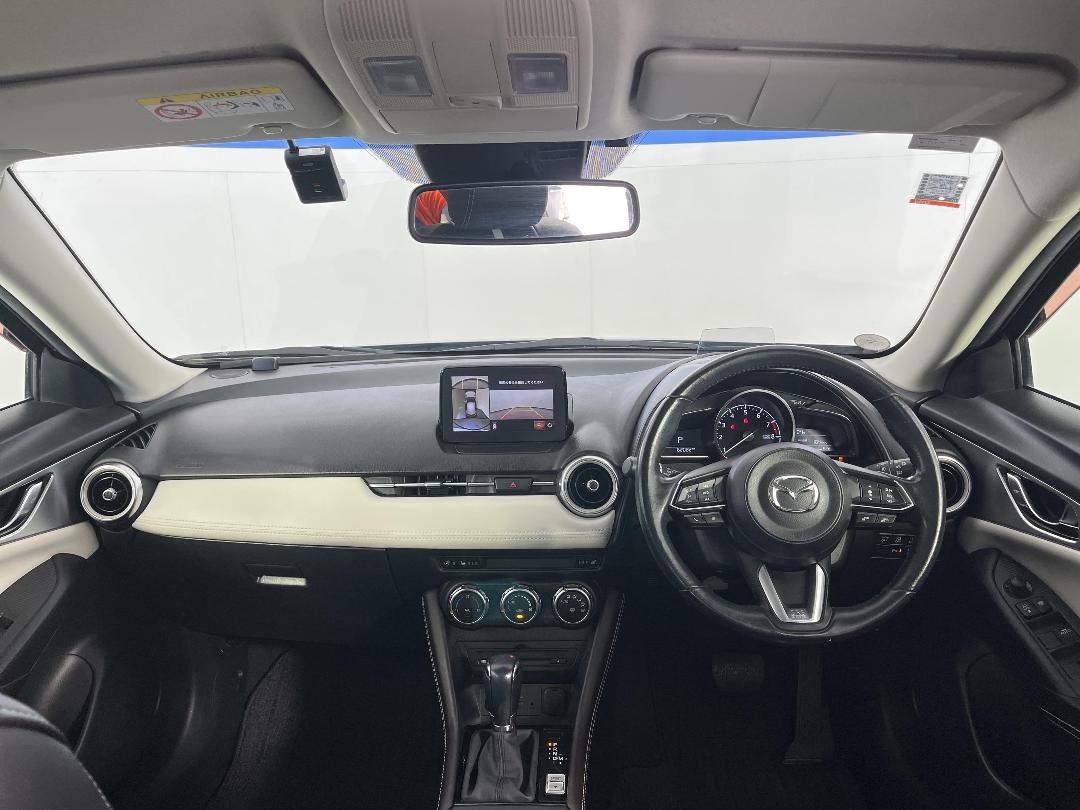 Photo '17' of Mazda CX-3