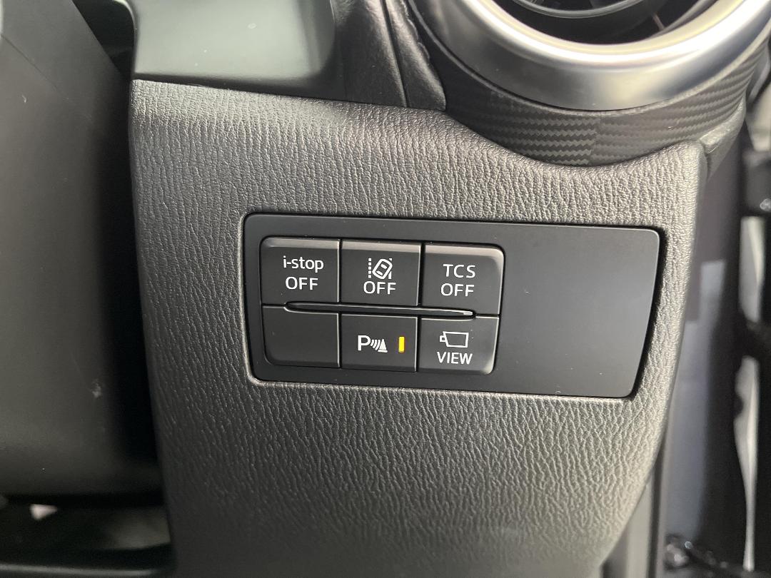 Photo '24' of Mazda CX-3