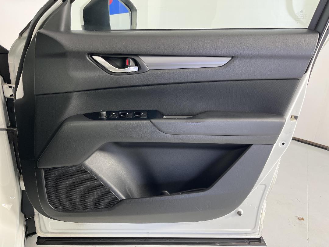 Photo '15' of Mazda CX-5 Photo '15' of Mazda CX-5