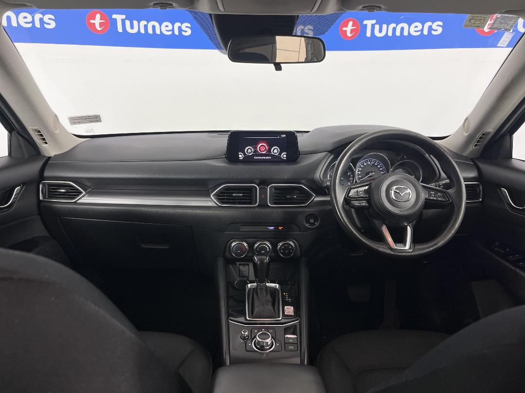 Photo '17' of Mazda CX-5 Photo '17' of Mazda CX-5