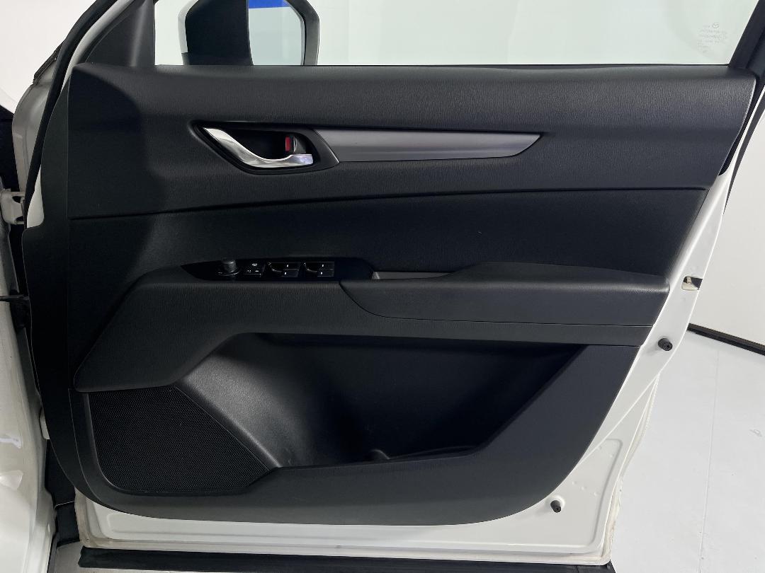 Photo '15' of Mazda CX-5