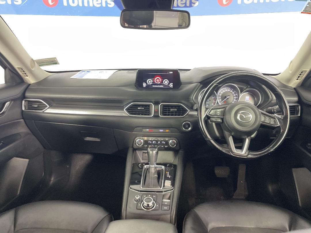 Photo '17' of Mazda CX-5