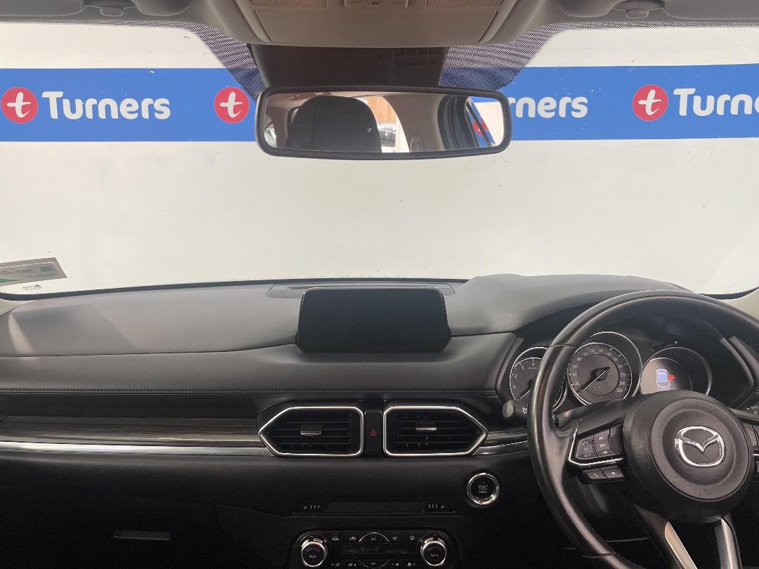 Photo '17' of Mazda CX-5 Photo '17' of Mazda CX-5