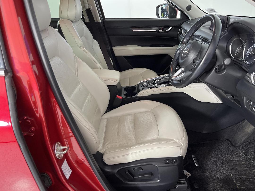 Photo '16' of Mazda CX-5 Photo '16' of Mazda CX-5