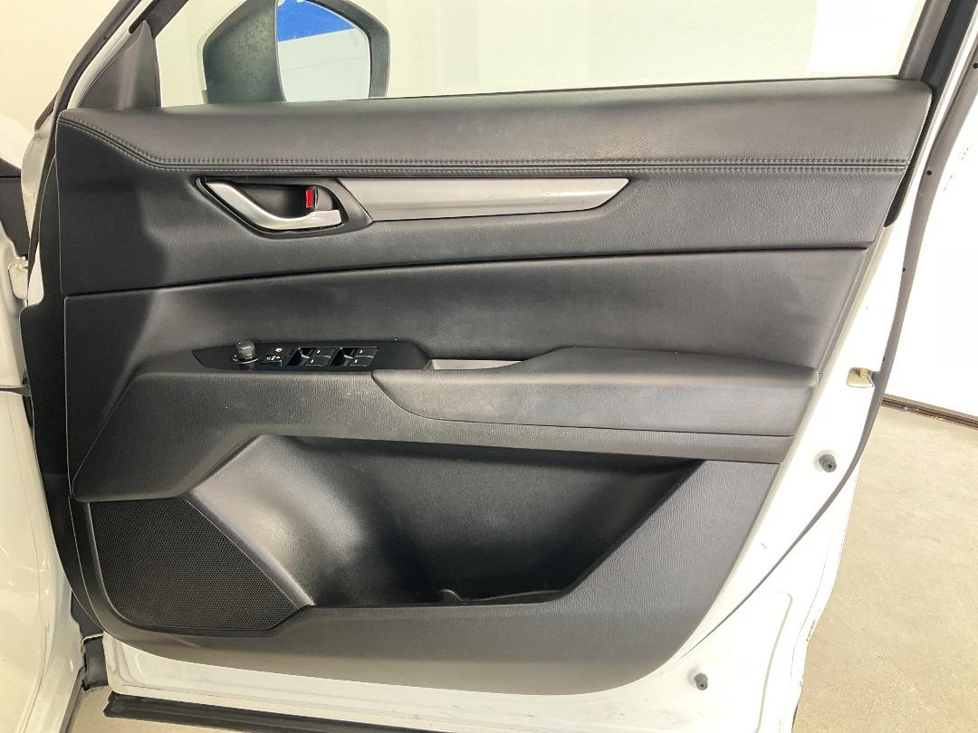 Photo '15' of Mazda CX-5