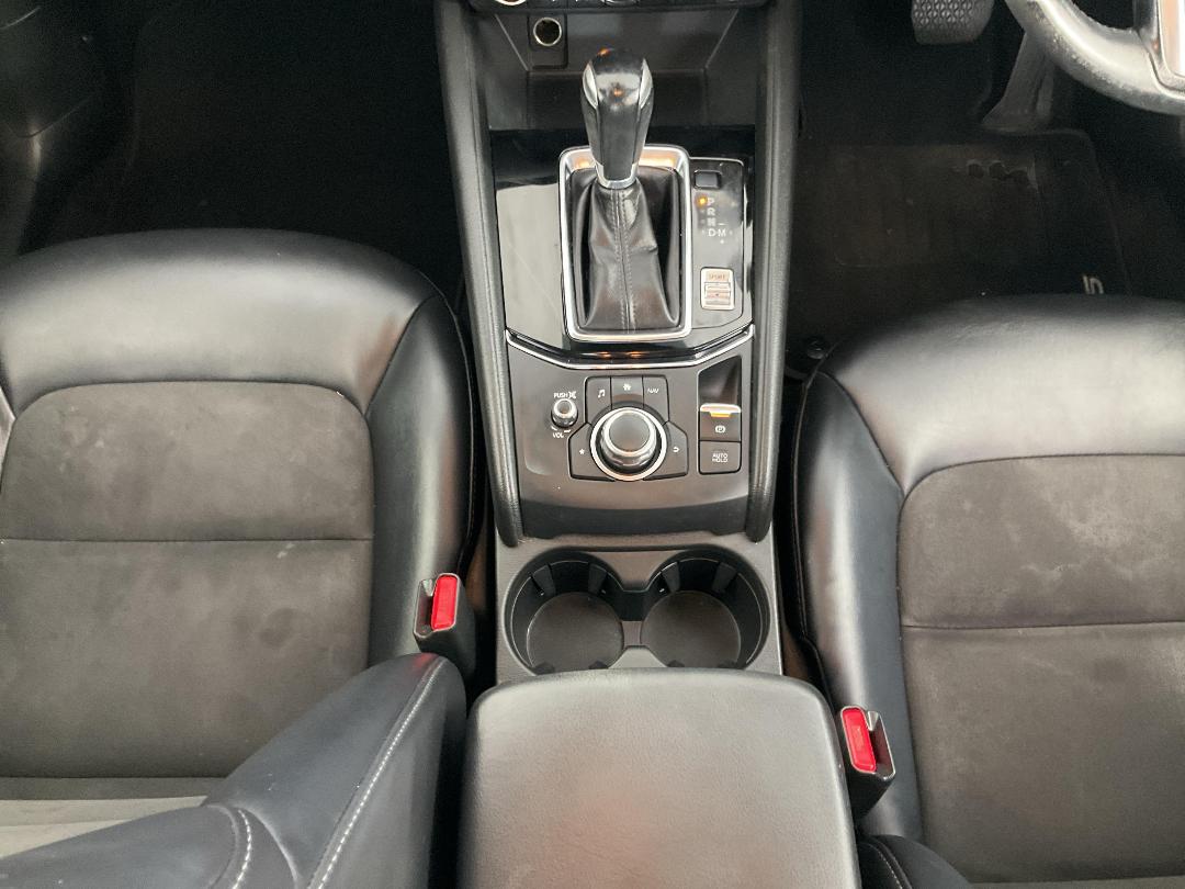 Photo '18' of Mazda CX-5