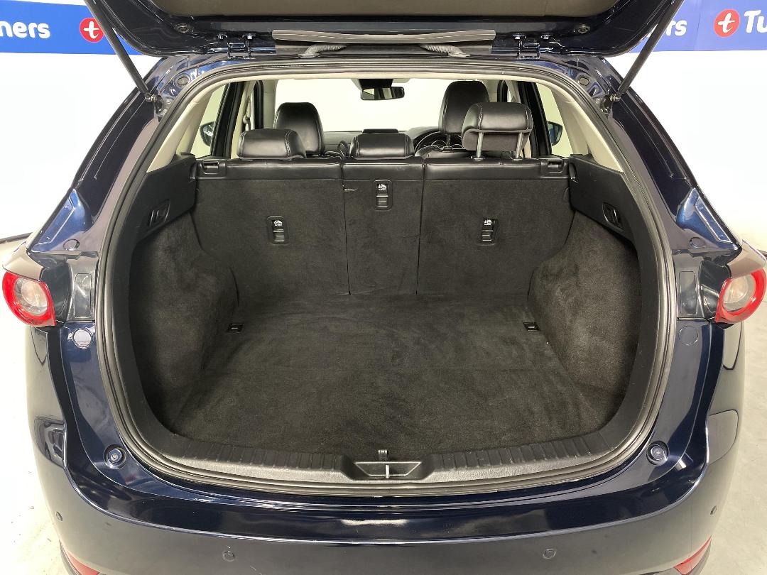 Photo '14' of Mazda CX-5