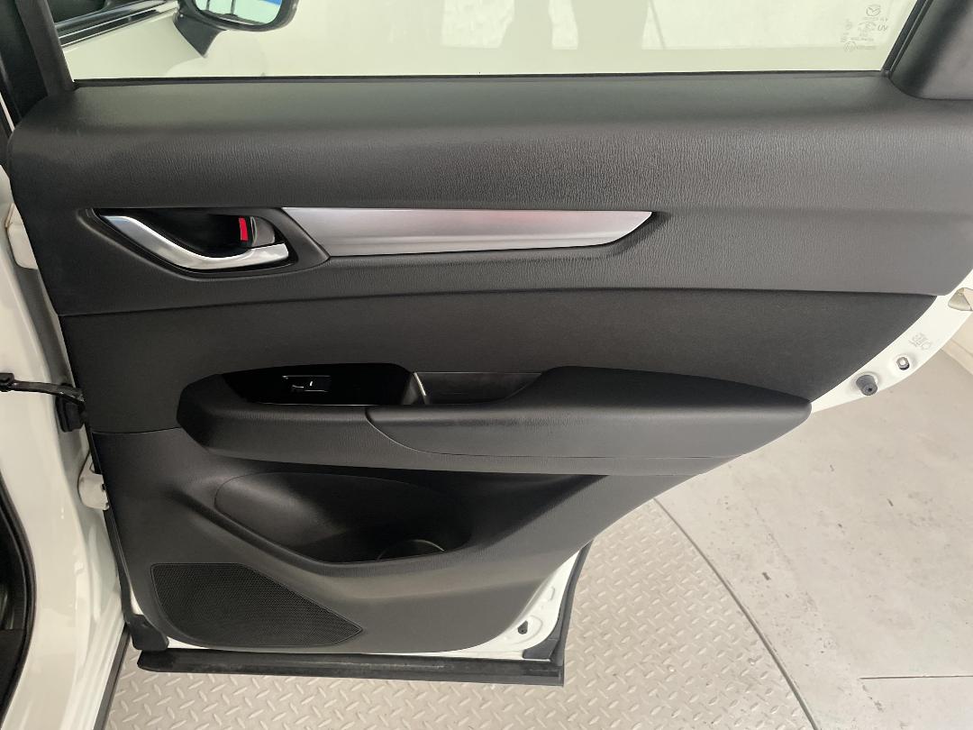 Photo '19' of Mazda CX-5