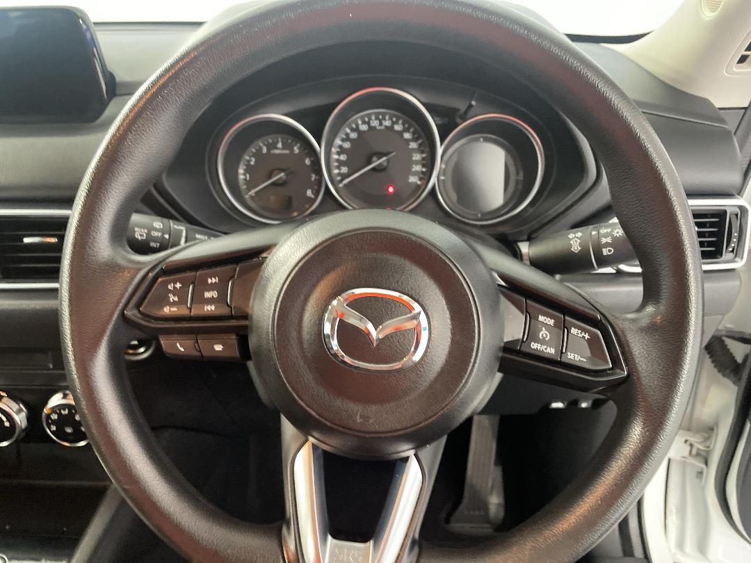 Photo '27' of Mazda CX-5