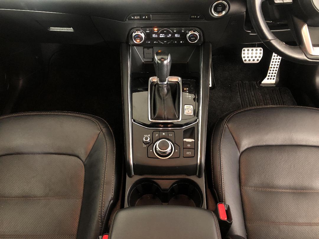 Photo '18' of Mazda CX-5