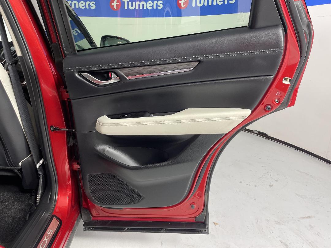 Photo '19' of Mazda CX-5 Photo '19' of Mazda CX-5