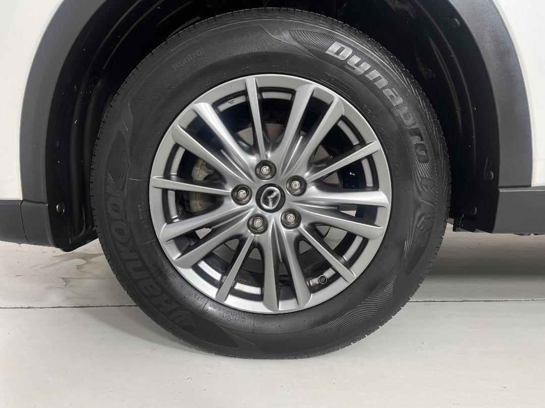 Photo '10' of Mazda CX-5