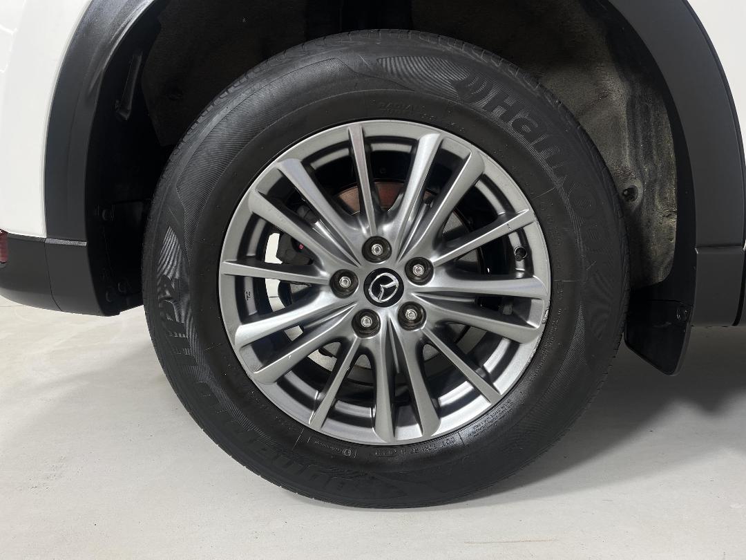 Photo '12' of Mazda CX-5