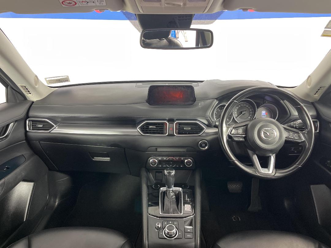 Photo '17' of Mazda CX-5