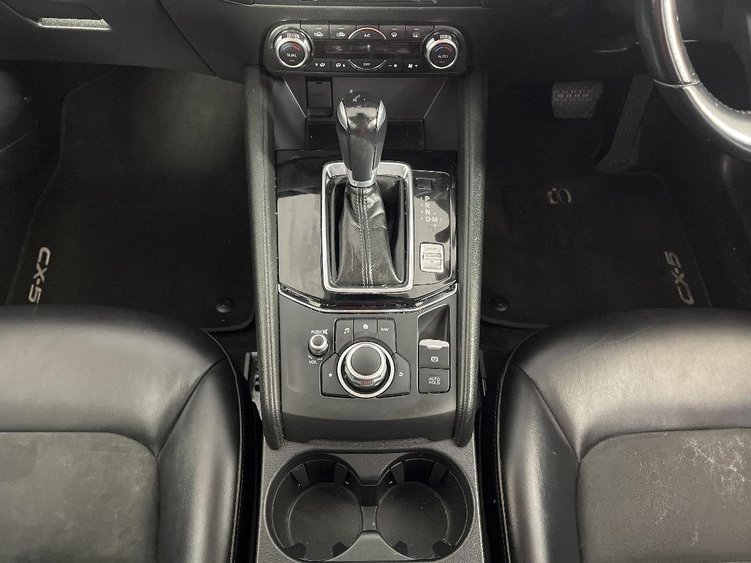 Photo '18' of Mazda CX-5