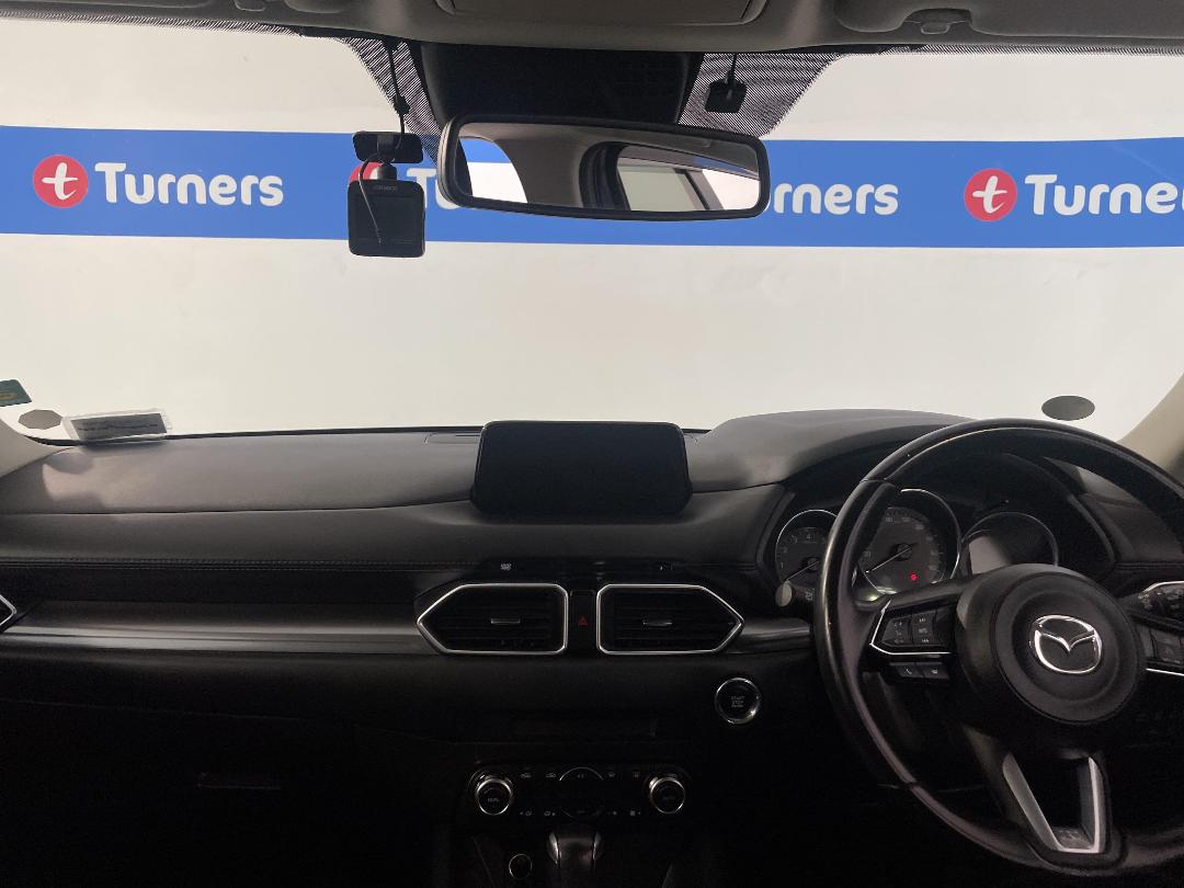 Photo '17' of Mazda CX-5 Photo '17' of Mazda CX-5