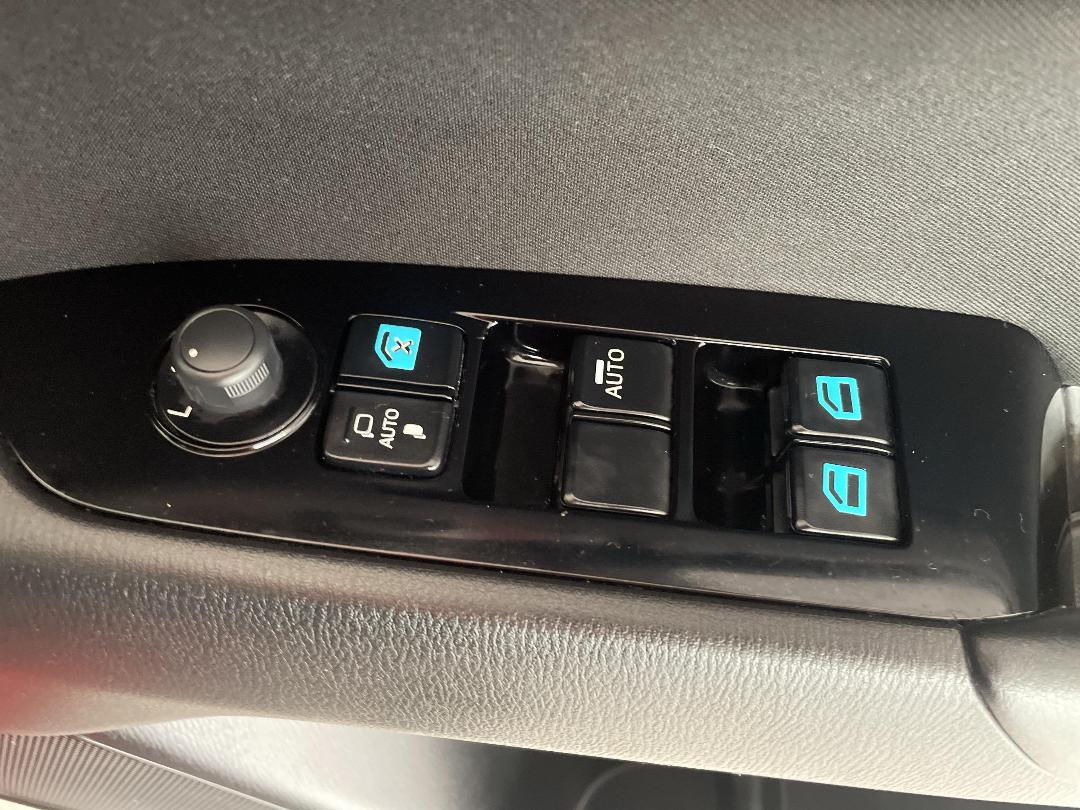 Photo '24' of Mazda CX-5 Photo '24' of Mazda CX-5