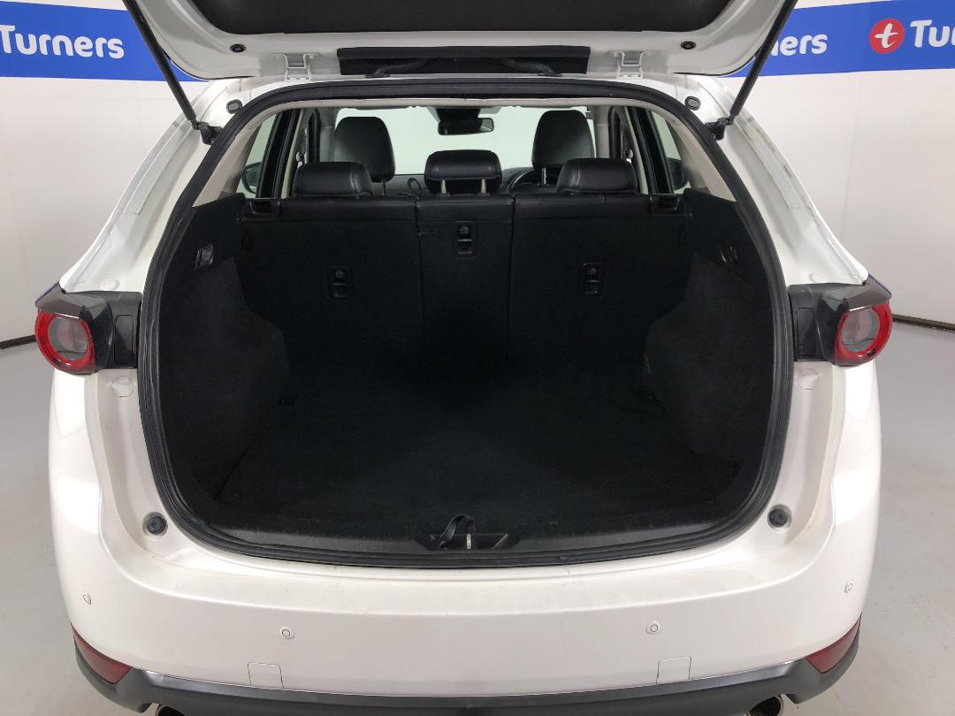 Photo '14' of Mazda CX-5