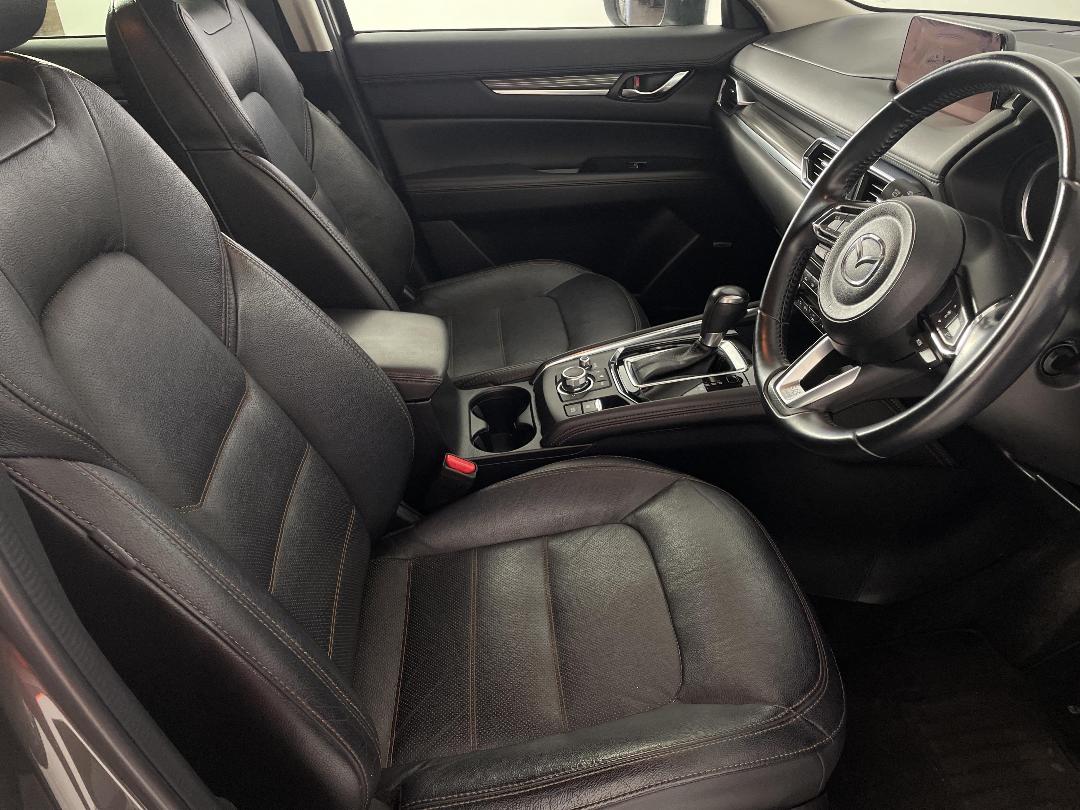 Photo '16' of Mazda CX-5 Photo '16' of Mazda CX-5