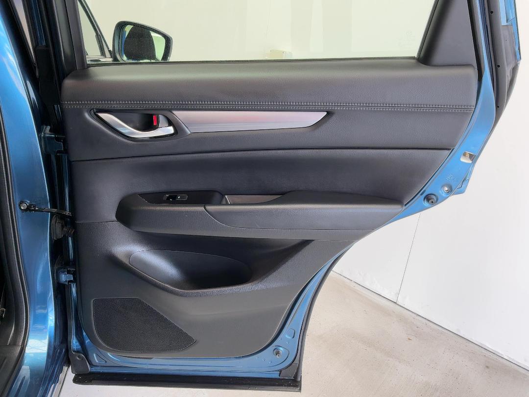 Photo '19' of Mazda CX-5