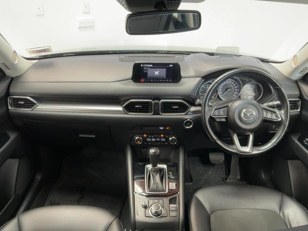 Photo '17' of Mazda CX-5