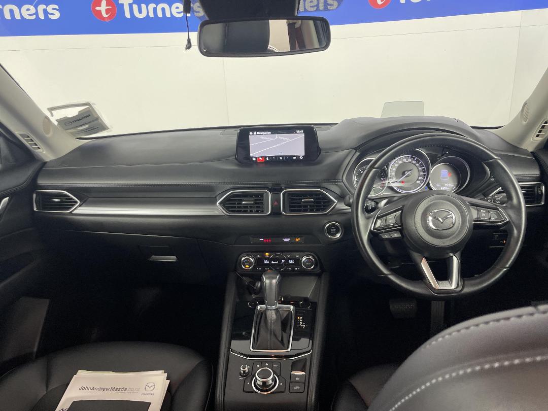 Photo '17' of Mazda CX-5