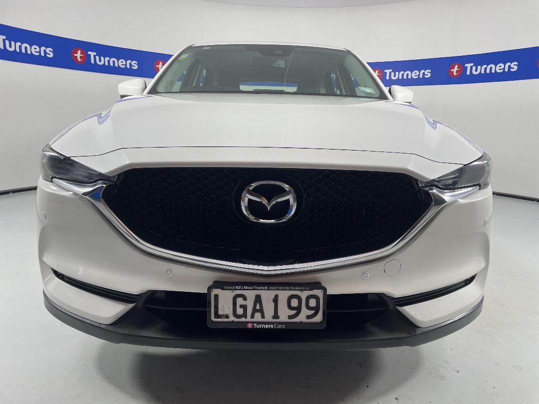 Photo '2' of Mazda CX-5