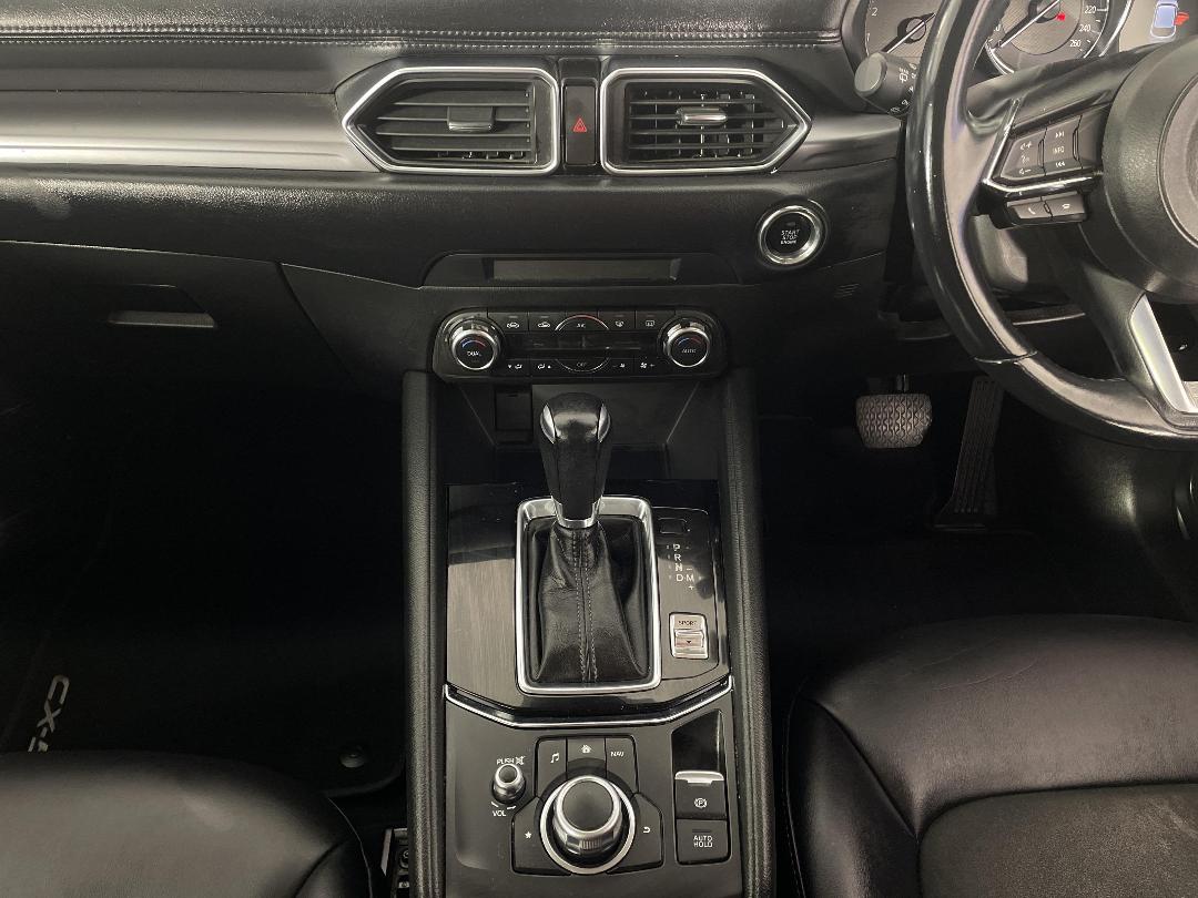 Photo '18' of Mazda CX-5