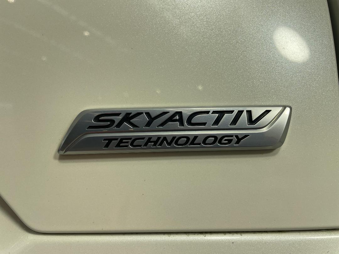 Photo '32' of Mazda CX-5