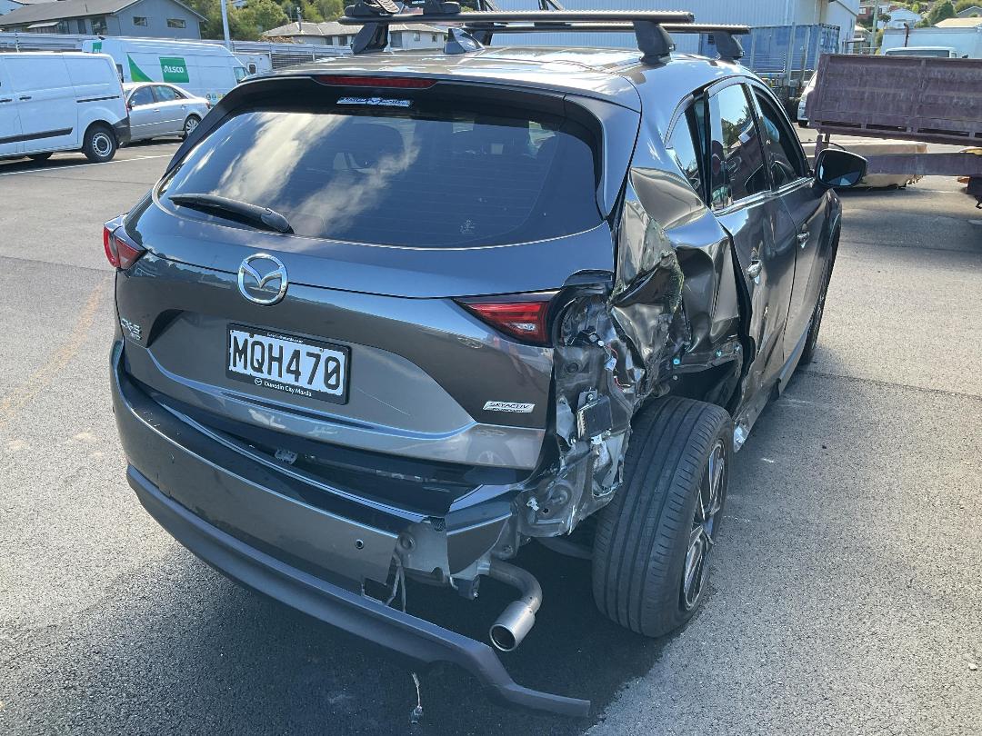 Photo '2' of Mazda CX-5