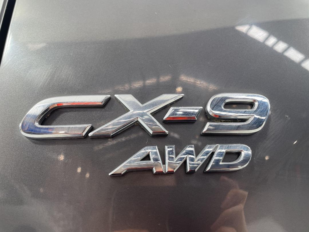 Photo '30' of Mazda CX-9