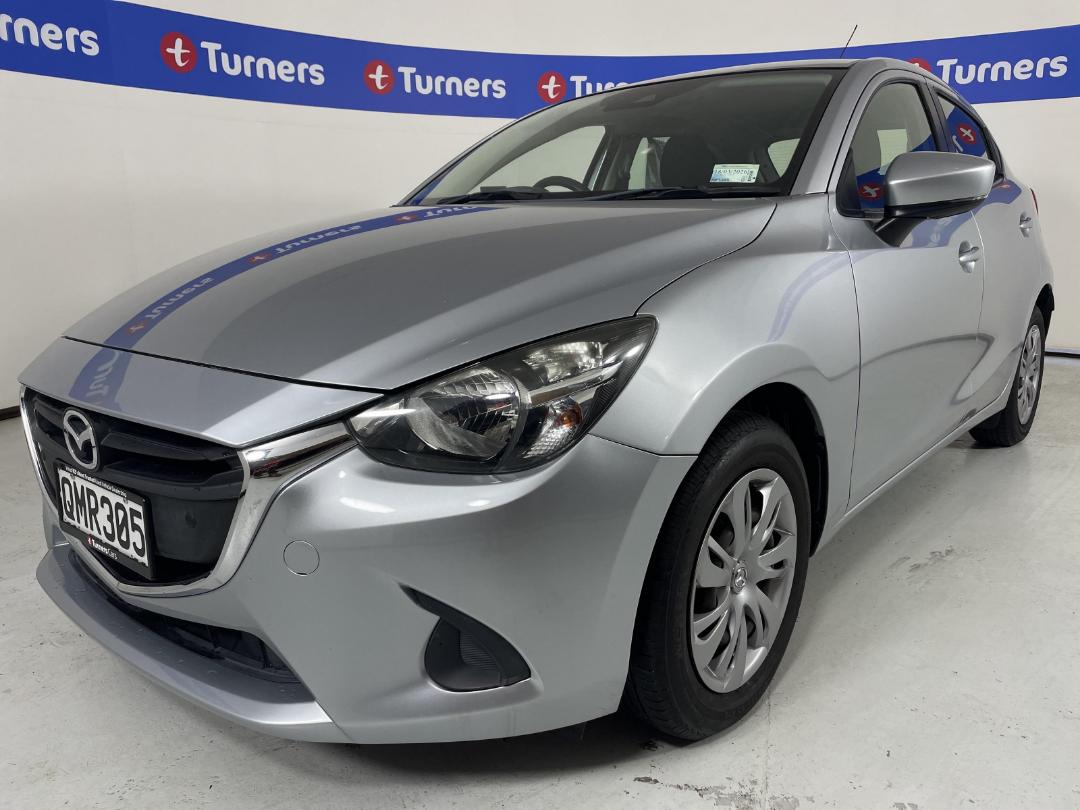 Photo '4' of Mazda Demio Photo '4' of Mazda Demio