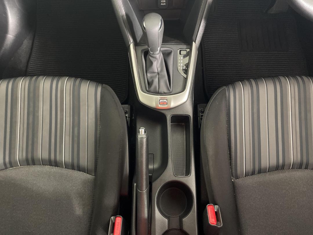 Photo '17' of Mazda Demio Photo '17' of Mazda Demio