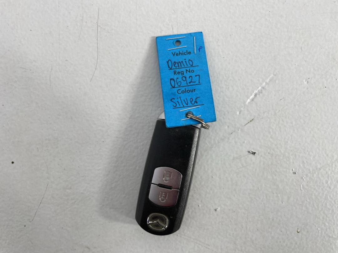 Photo '22' of Mazda Demio