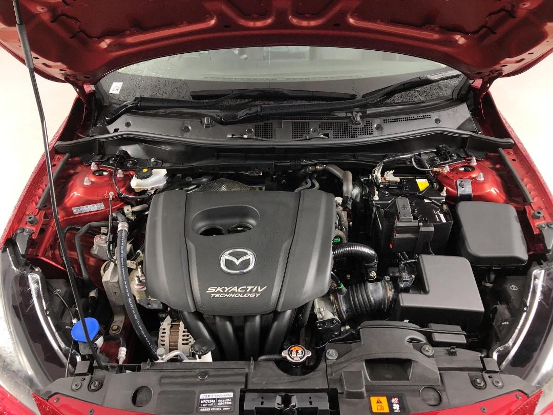 Photo '13' of Mazda Demio