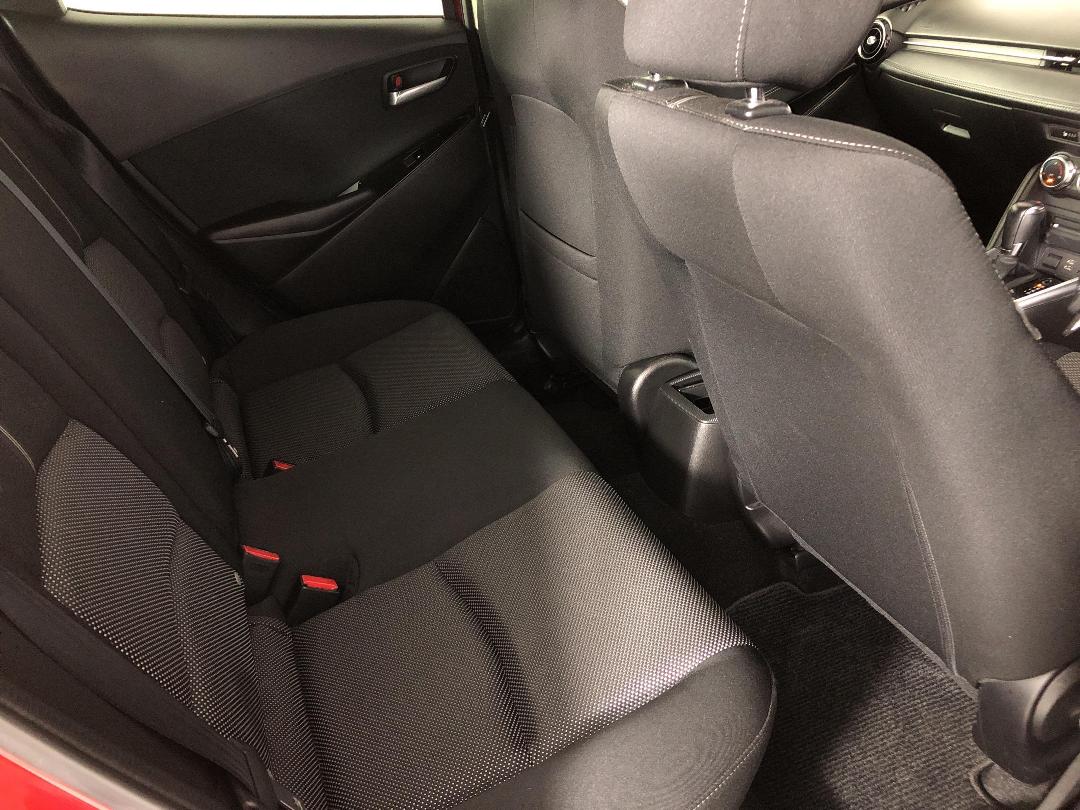 Photo '20' of Mazda Demio