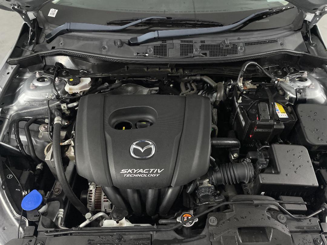 Photo '13' of Mazda Demio