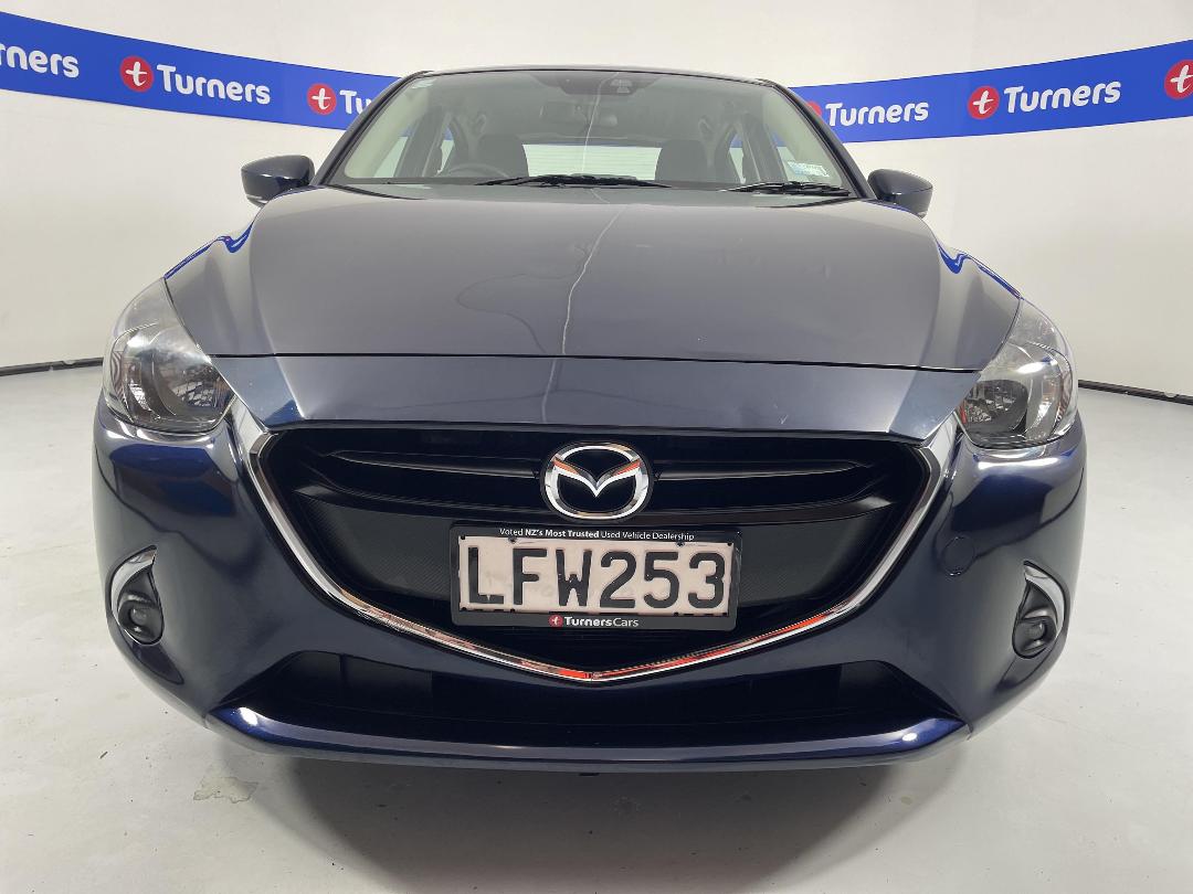 Photo '2' of Mazda Mazda2 Photo '2' of Mazda Mazda2